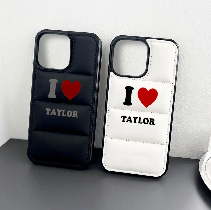 FUNDA I LOVE TAYLOR PUFFSAVEGUARDS